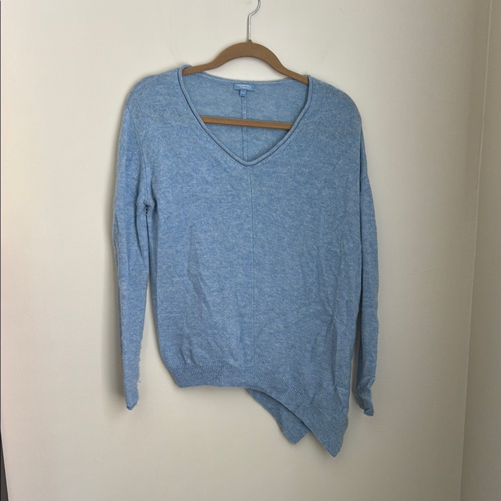 Women's Cashmere Blue V-Neck Sweater